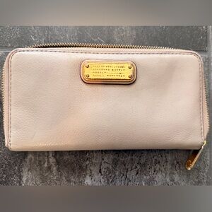 Marc Jacobs Cream Wallet with Gold Accents